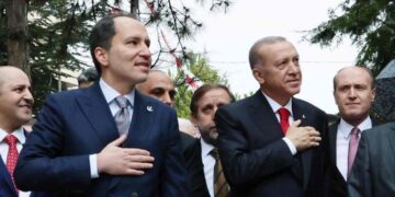 Erbakan’dan çarpıcı iddia: “Cumhurbaşkanı belediye başkanlarını bizzat arıyor” Erbakan’dan çarpıcı iddia: “Cumhurbaşkanı belediye başkanlarını bizzat arıyor”