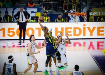 Fenerbahçe Beko 81-67 LDLC ASVEL Fenerbahçe Beko 81-67 LDLC ASVEL
