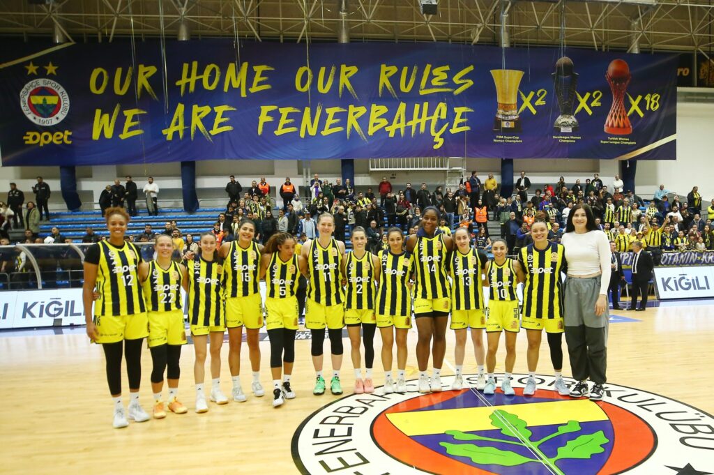 fenerbahce besiktasi derbide farkli yendi habermeydan scaled e1764435398837