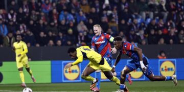 Fenerbahçe, Çekya'dan beraberlikle döndü! Fenerbahçe, Çekya’dan beraberlikle döndü!