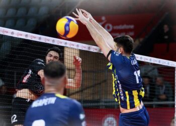 Fenerbahçe Medicana 2-3 İstanbul Gençlik