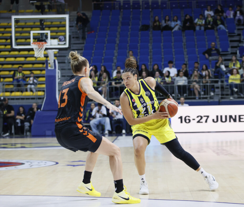 Fenerbahçe Opet 71-49 Valencia fenerbahce opet 71 49 valencia habermeydan