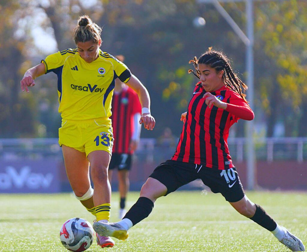 Fenerbahçe, Yüksekova SK'yı uzatmada geçti! fenerbahce yuksekova skyi uzatmada gecti habermeydan e1763305046525