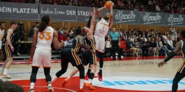 Galatasaray, Würzburg’u Almanya’da devirdi!