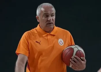 Galatasaray'da, Ekrem Memnun ile yollar ayrıldı! Galatasaray’da, Ekrem Memnun ile yollar ayrıldı!