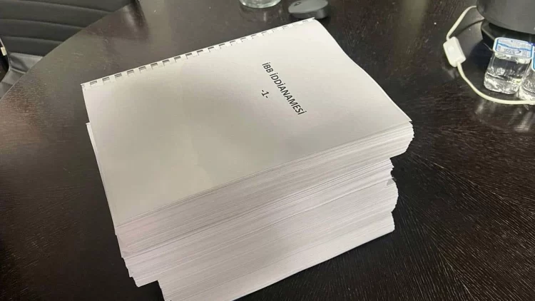 İBB iddianamesinde Türkiye’nin en zengin isimleri yer aldı.