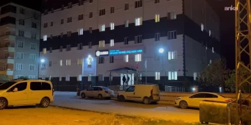 KYK yurdunda kalan 70 öğrenci, zehirlenme şüphesiyle hastaneye kaldırıldı