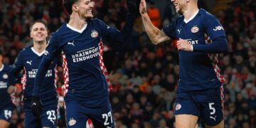 Liverpool'a evinde PSV şoku! Liverpool’a evinde PSV şoku!