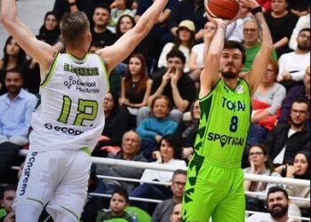 Merkezefendi Belediyesi 78-72 TOFAŞ Merkezefendi Belediyesi 78-72 TOFAŞ