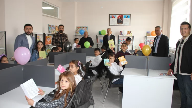 Muş Malazgirt İlkokulu, modern kütüphanesine kavuştu! mus malazgirt ilkokulu modern kutuphanesine kavustu habermeydan