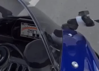 Muş'ta, sosyal medyada hız paylaşımı yapan 2 sürücüye ceza! Muş’ta, sosyal medyada hız paylaşımı yapan 2 sürücüye ceza!