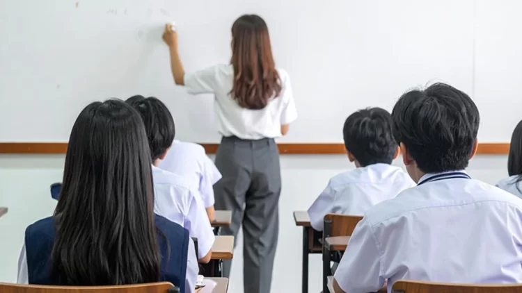 15 bin öğretmen için tercih süreci bugün başladı 15 bin öğretmen için tercih süreci bugün başladı.