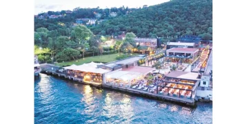 Oligarkın hediye çekiyle rüşvet verdiği iddiası Oligarkın hediye çekiyle rüşvet verdiği iddiası