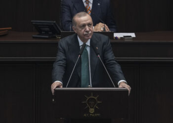 Erdoğan: Önümüzdeki dönemde reel sektörümüzle istişarelerimizi yoğunlaştıracağız Erdoğan: Önümüzdeki dönemde reel sektörümüzle istişarelerimizi yoğunlaştıracağız