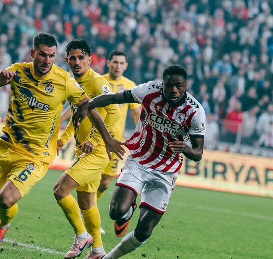 Samsunspor, Eyüpspor'u tek golle devirdi! samsunspor eyupsporu tek golle devirdi habermeydan e1762719374753