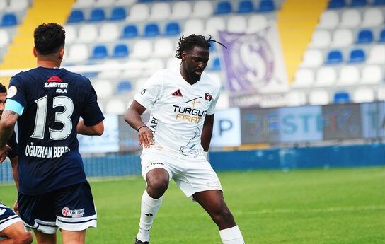 Sarıyer, Vanspor'u 9 kişiyle devirdi! sariyer vansporu 9 kisiyle devirdi habermeydan e1762531246806