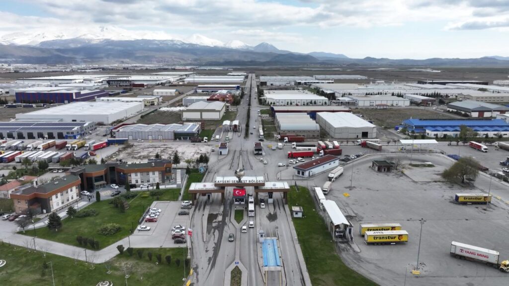 Serbest bölgelerde 10 ayda yapılan ticaretin yarısını ihracat oluşturdu sebest bolgelerde 10 aylik ticaret habermeydan