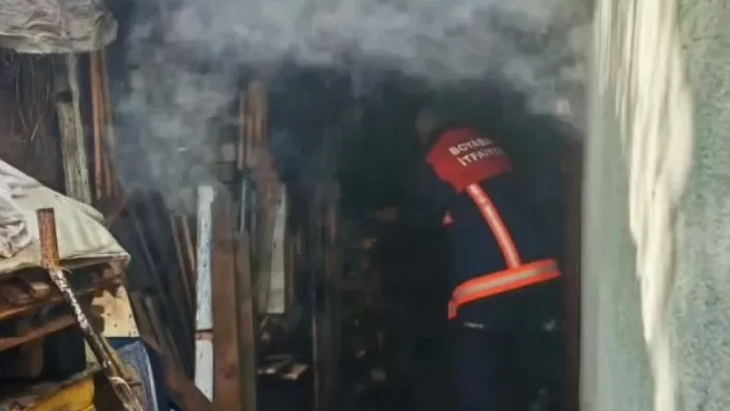 Sinop Boyabat'ta, odunlukta çıkan yangın korkuttu! sinop boyabatta odunlukta cikan yangin korkuttu habermeydan