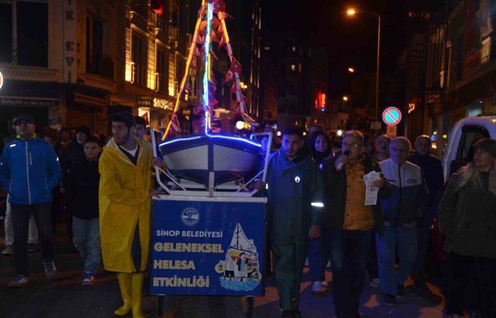 Sinop'ta, 6. Lakerda Festivali kapsamında Helesa yürüyüşü! sinopta 6 lakerda festivali kapsaminda helesa yuruyusu habermeydan e1763217680253