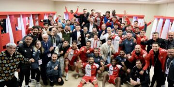 Sivasspor, Manisa FK'yı 3 golle geçti! Sivasspor, Manisa FK’yı 3 golle geçti!