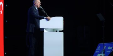 Erdoğan: Mümkün olan en kısa sürede sosyal konutları tamamlayacağız Erdoğan: Mümkün olan en kısa sürede sosyal konutları tamamlayacağız