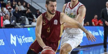 Trabzonspor, Manisa deplasmanında kazandı! Trabzonspor, Manisa deplasmanında kazandı!