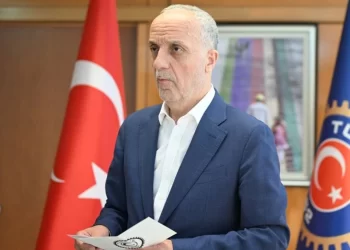 Türk-İş Başkanı Ergün Atalay’dan yeni asgari ücret değerlendirmesi Türk-İş Başkanı Ergün Atalay’dan yeni asgari ücret değerlendirmesi