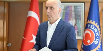 Türk-İş Başkanı Ergün Atalay’dan yeni asgari ücret değerlendirmesi Türk-İş Başkanı Ergün Atalay’dan yeni asgari ücret değerlendirmesi