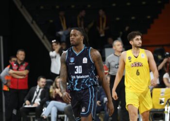 Türk Telekom, Mersin deplasmanında kazandı! Türk Telekom, Mersin deplasmanında kazandı!