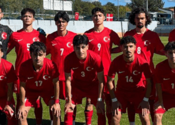 U19 Millî Takımımız, Yunanistan'ı 2 golle geçti! U19 Millî Takımımız, Yunanistan’ı 2 golle geçti!