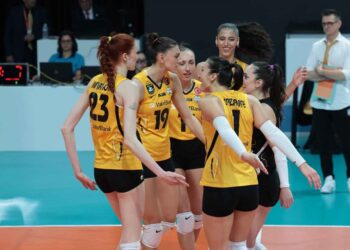 VakıfBank, Le Cannet’e set vermedi!
