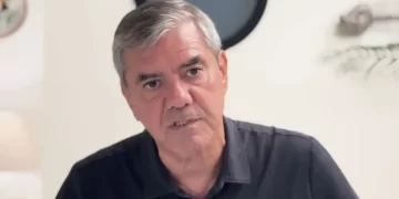 Yılmaz Özdil fondaş medyayı eleştirdi: Toplumu bilgilendirmek yerine amigoluk yapıyorlar