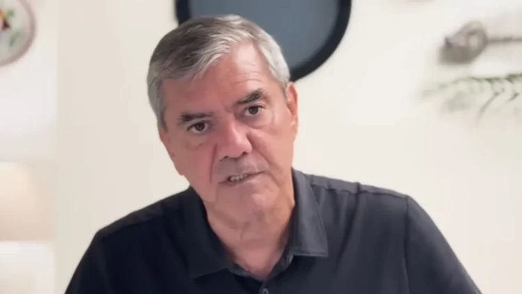 Yılmaz Özdil fondaş medyayı eleştirdi.