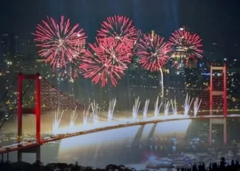 Yılbaşı tatili kaç gün? 2 Ocak tatil mi? Okul, hastane, sağlık ocağı, kamu tatil mi?