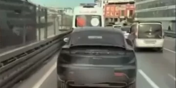 Ambulansa Yol Vermeyen Sürücüye Ceza! Ambulansa Yol Vermeyen Sürücüye Ceza!