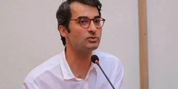 Gazeteci Barış Terkoğlu yurtdışına çıkış yasağıyla serbest bırakıldı