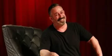 Ela Rümeysa Cebeci kanal içerisinde yasaklı madde kullandığı videoyu Cem Yılmaz'a göndermiş Ela Rümeysa Cebeci kanal içerisinde yasaklı madde kullandığı videoyu Cem Yılmaz’a göndermiş