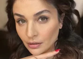 Gonca Vuslateri’nin 5 bin liralık kiraz isyanı Gonca Vuslateri’nin 5 bin liralık kiraz isyanı