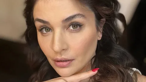 Gonca Vuslateri’nin 5 bin liralık kiraz isyanı Gonca Vuslateri 5bin liralik kiraz isyani habermeydan