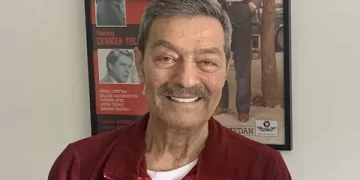 Kadir İnanır'ın en son halini paylaştı Kadir İnanır’ın en son halini paylaştı