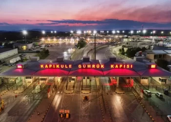 Kapıkule Gümrük Kapısı’nda ticari araç geçiş rekoru kırıldı