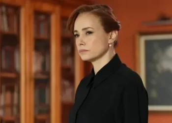 Kıskanmak 13. Bölümde Melek hayatını kaybetti