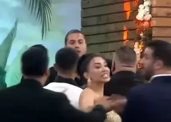 Kısmetse Olur yarışmasında gelin adayından damat adayına tokat