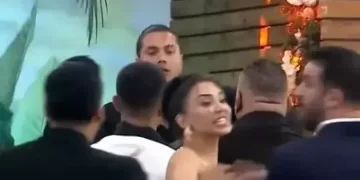 Kısmetse Olur yarışmasında gelin adayından damat adayına tokat Kısmetse Olur yarışmasında gelin adayından damat adayına tokat