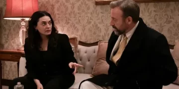 Kral Kaybederse'de Handan Kenan'a yardım etti Kral Kaybederse’de Handan Kenan’a yardım etti