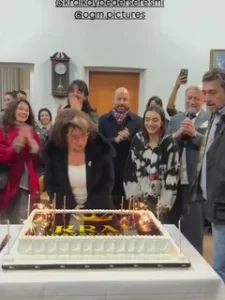 Kral Kaybederse final yaptı. Dizi yıldızlarından "Hoşça kal Kral" paylaşımları Kral Kaybederse final yapti3 habermeydan