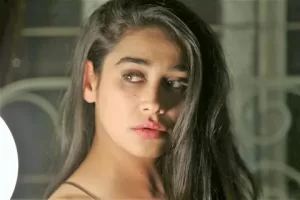 Meltem Miraloglu papazla evlenip Hristiyan oldu1 habermeydan