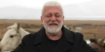 Onur Akın’a klip çekiminde at çarptı