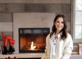 Revna Sarıgül kimdir? Hangi aileye mensup? Revna Sarıgül kimdir? Hangi aileye mensup?