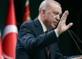 Erdoğan: Hedef, terör belasına son vererek Türk ekonomisini şahlandırmak Erdoğan: Hedef, terör belasına son vererek Türk ekonomisini şahlandırmak